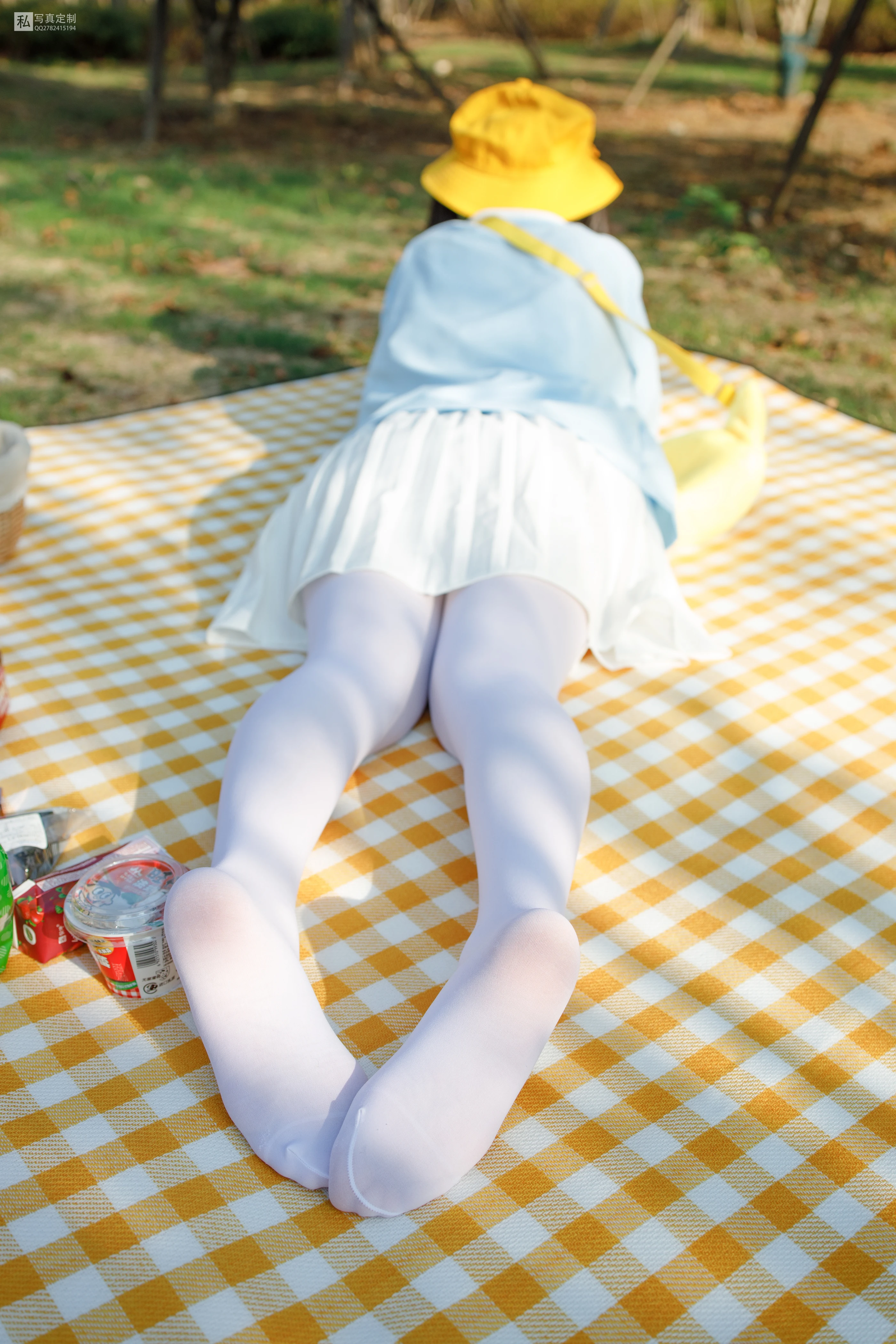 森萝财团 JKFUN-030 野餐、爆蛋和彩蛋 踩物 白丝50D 默陌 [23P 1V]插图5